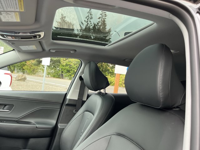 2026 Hyundai Kona Limited Image 12 of 25