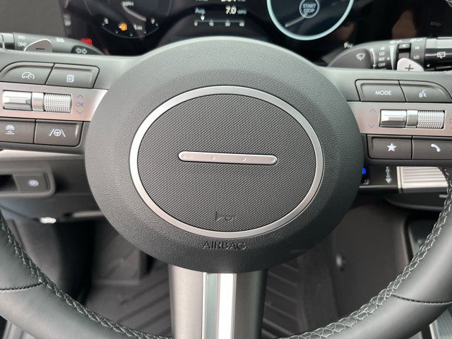 2026 Hyundai Kona Limited Image 18 of 25