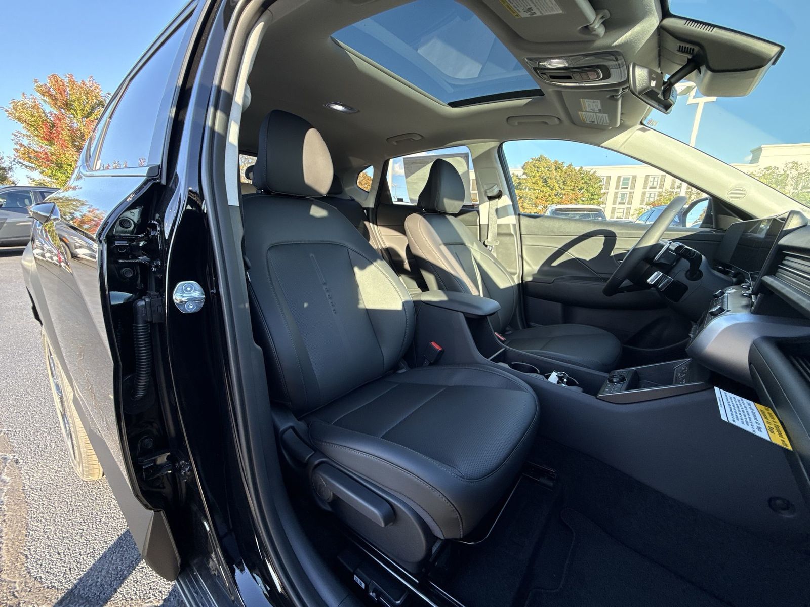 2026 Hyundai Kona Limited Image 15 of 28