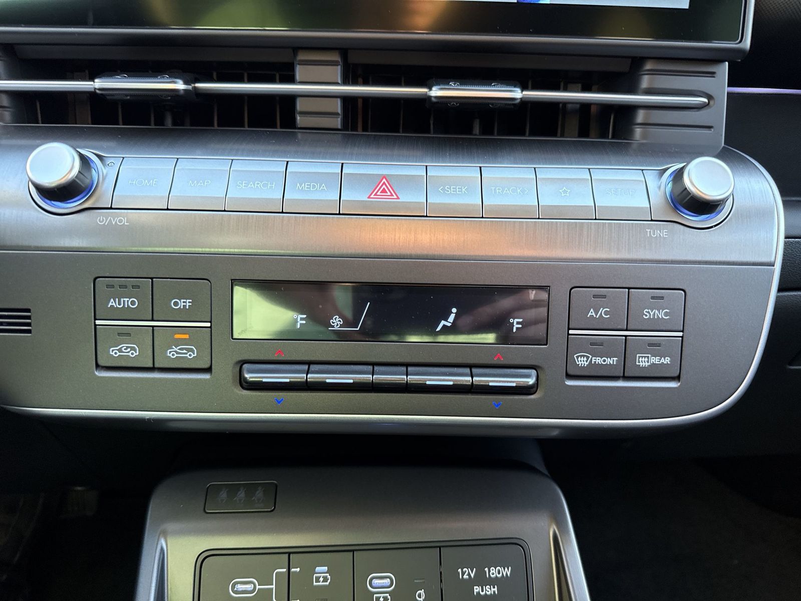 2026 Hyundai Kona Limited Image 21 of 28