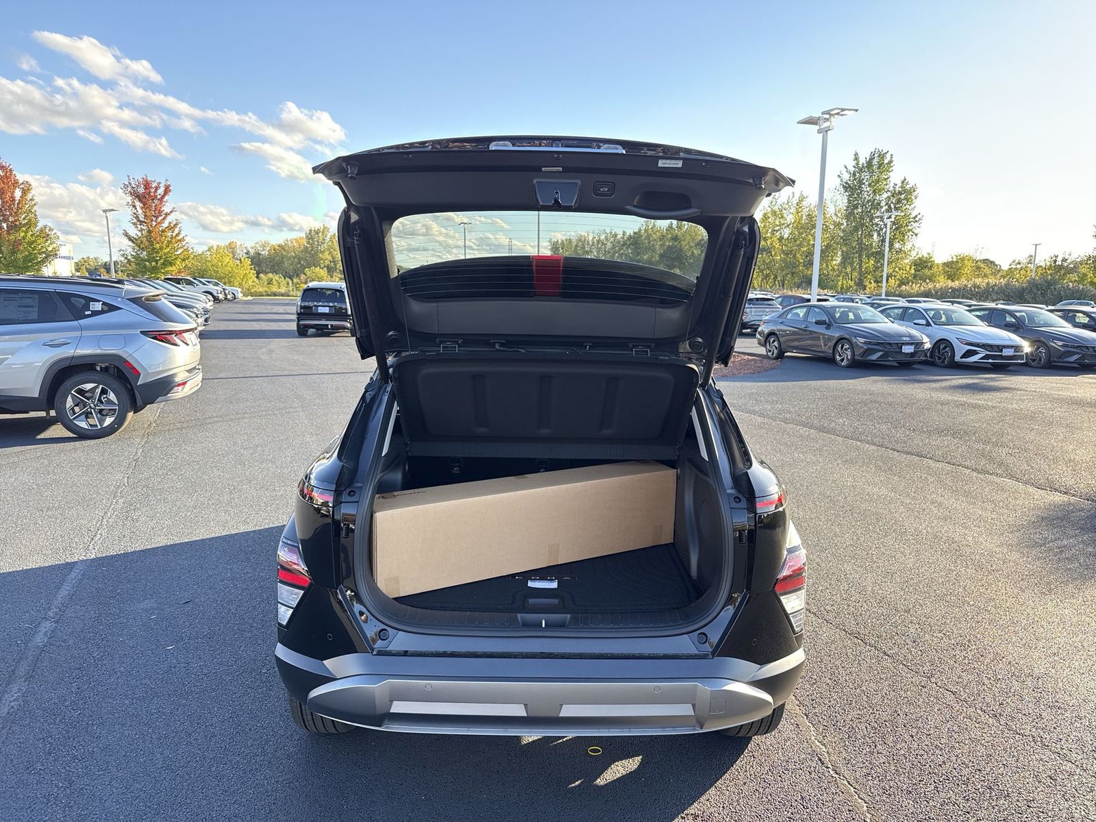 2026 Hyundai Kona Limited Image 12 of 28