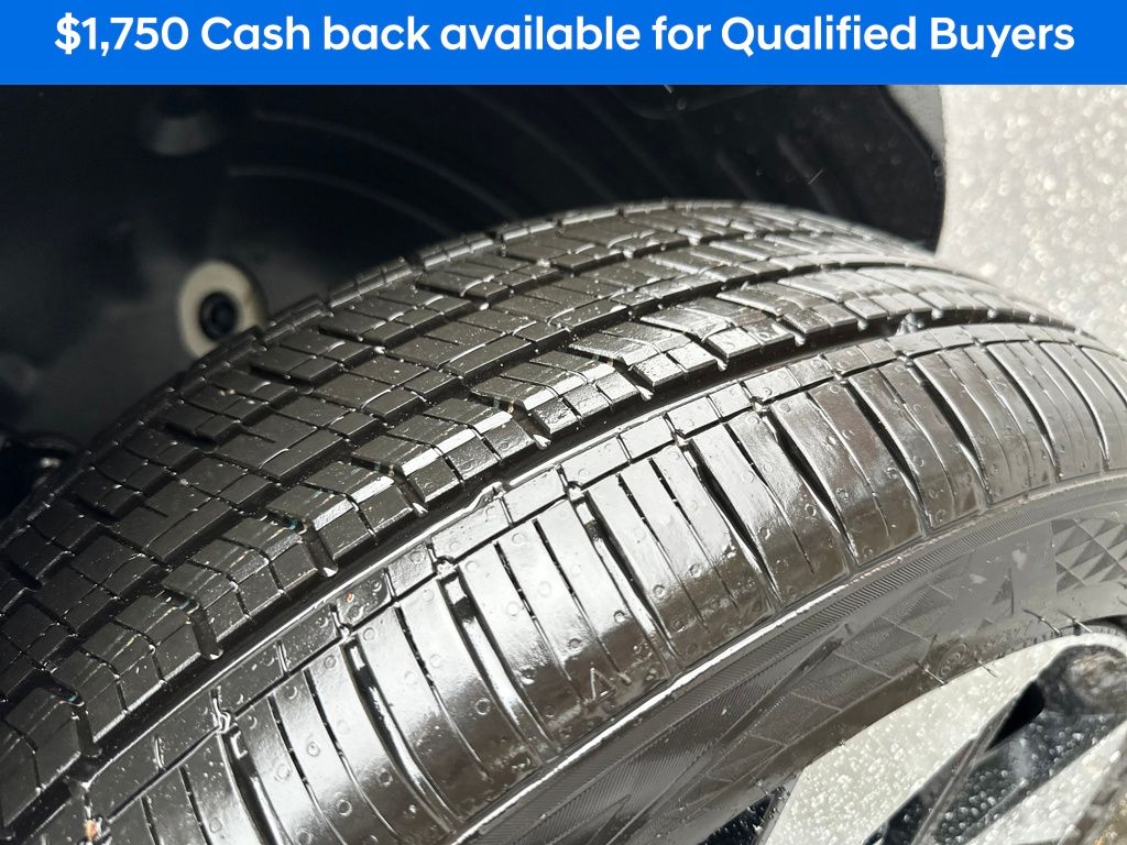 2026 Hyundai Kona Limited Image 12 of 18