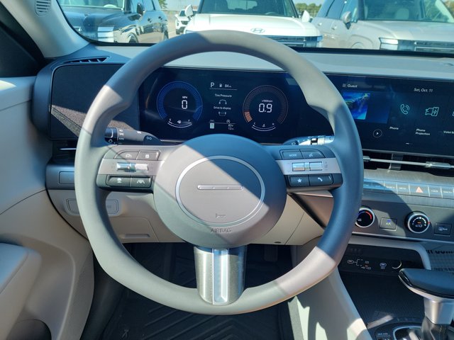 2026 Hyundai Kona SE Image 11 of 12