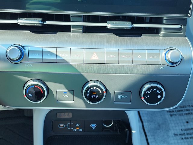 2026 Hyundai Kona SE Image 12 of 12