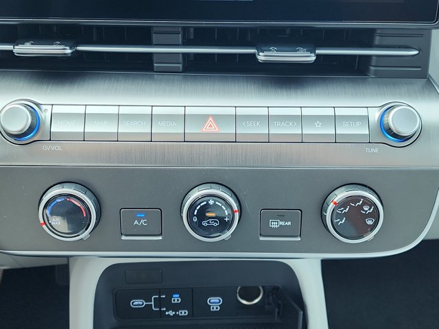 2026 Hyundai Kona SE Image 9 of 12