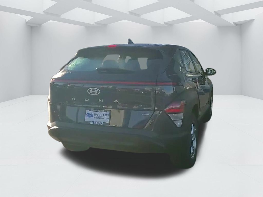 2026 Hyundai Kona SE Image 7 of 23