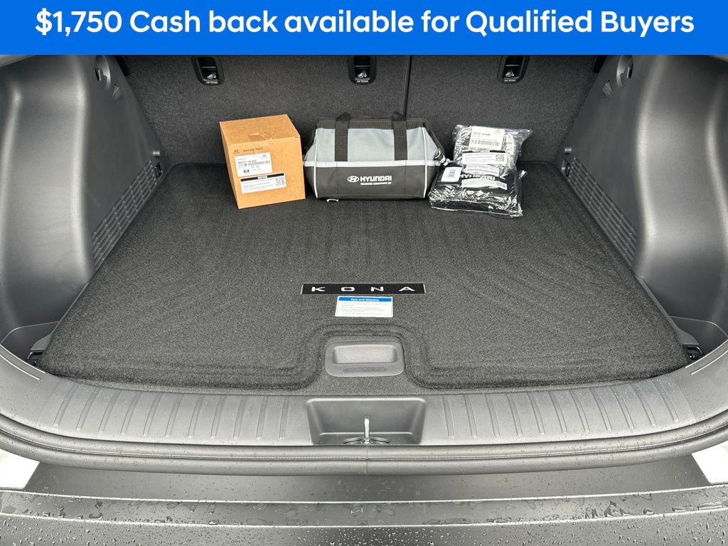 2026 Hyundai Kona SEL Premium Image 13 of 18