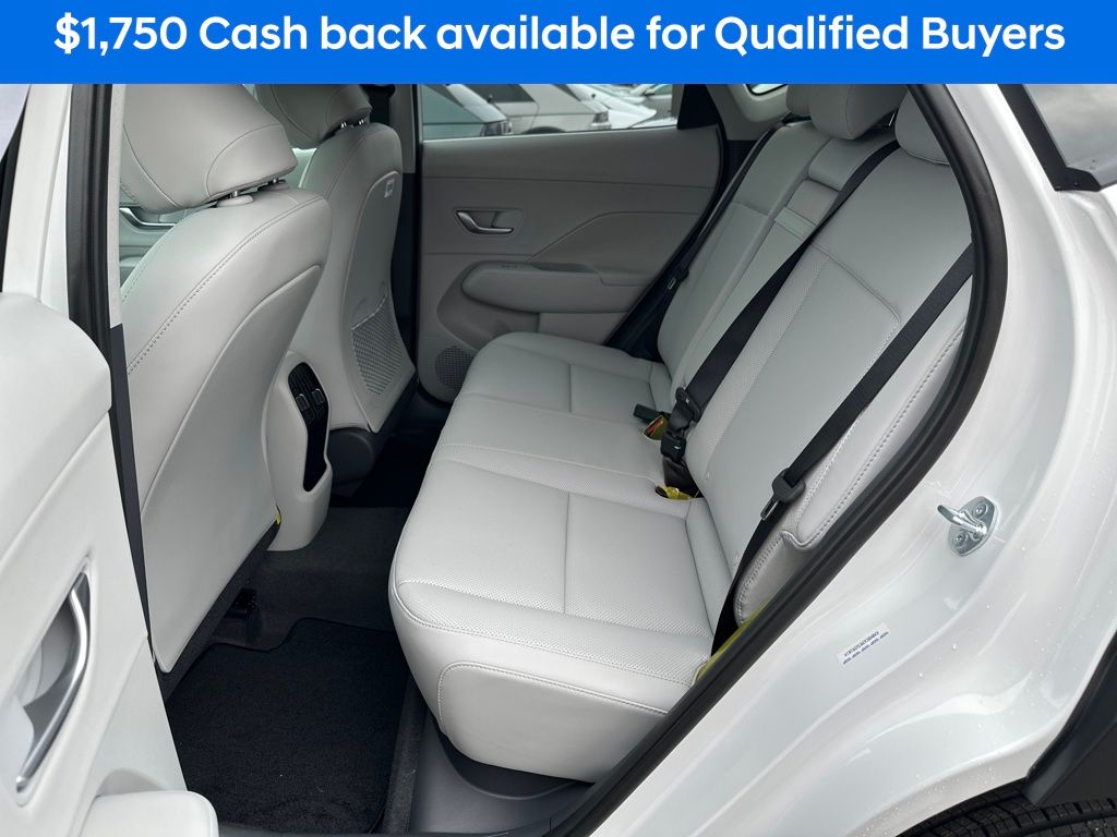 2026 Hyundai Kona SEL Premium Image 14 of 18