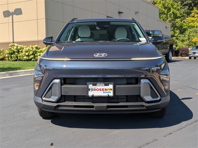 2026 Hyundai Kona SEL Sport Image 2 of 30
