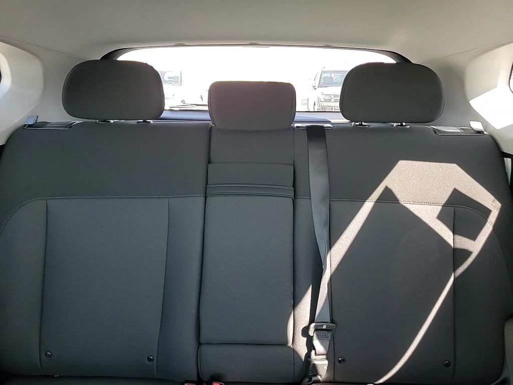 2026 Hyundai Kona SEL Sport Image 13 of 24