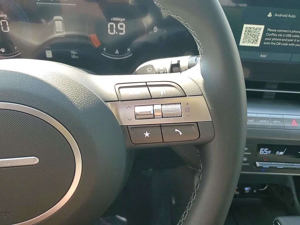 2026 Hyundai Kona SEL Sport Image 17 of 24