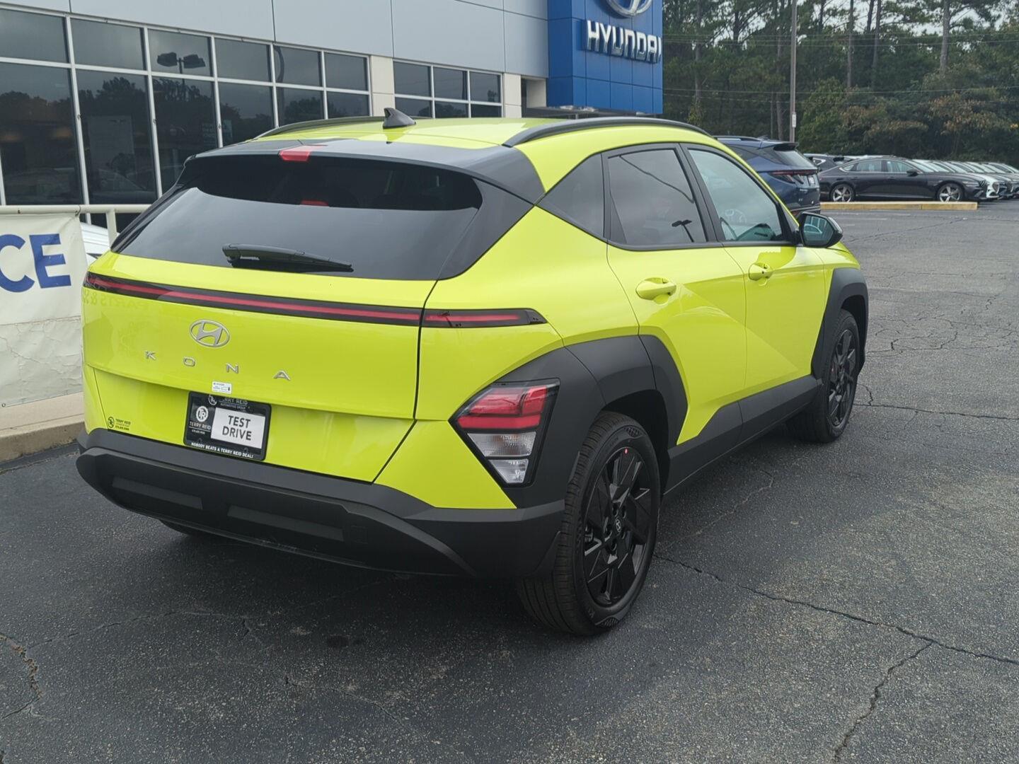 2026 Hyundai Kona SEL Sport Image 4 of 16