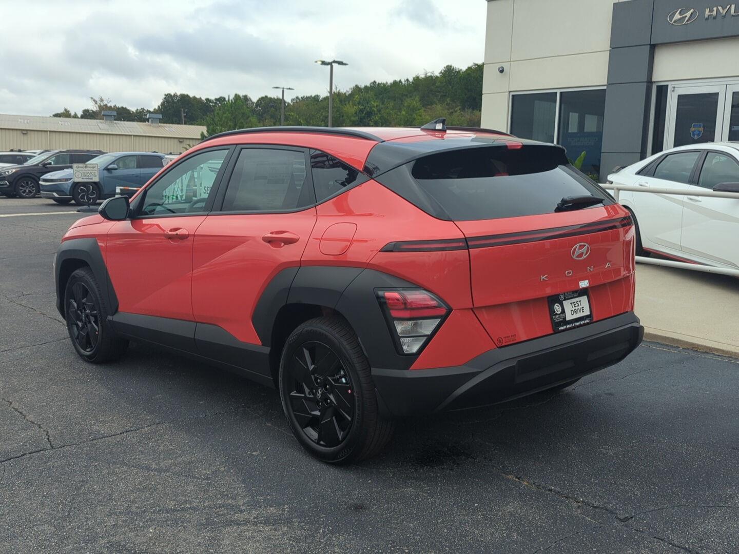 2026 Hyundai Kona SEL Sport Image 4 of 14