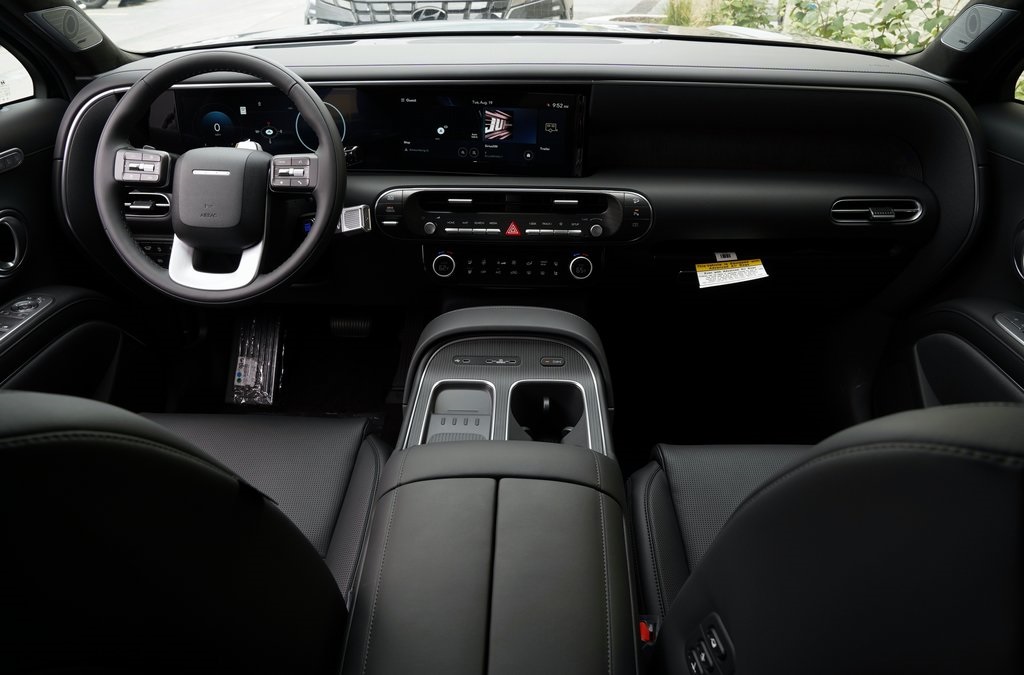 2026 Hyundai Palisade Calligraphy Image 12 of 35