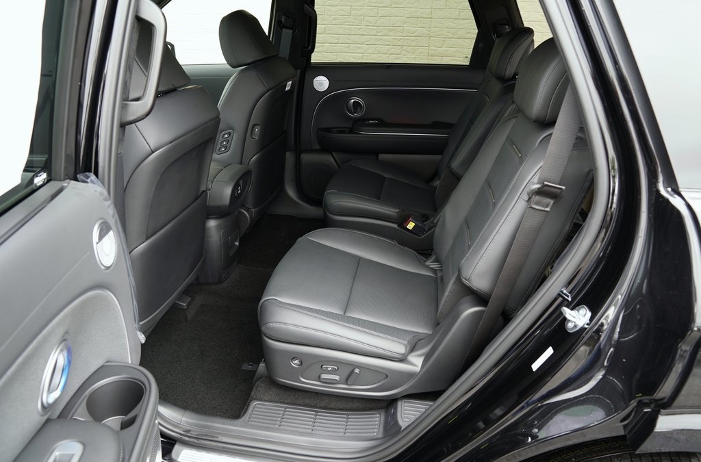 2026 Hyundai Palisade Calligraphy Image 9 of 35