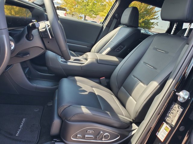 2026 Hyundai Palisade Calligraphy Image 8 of 37