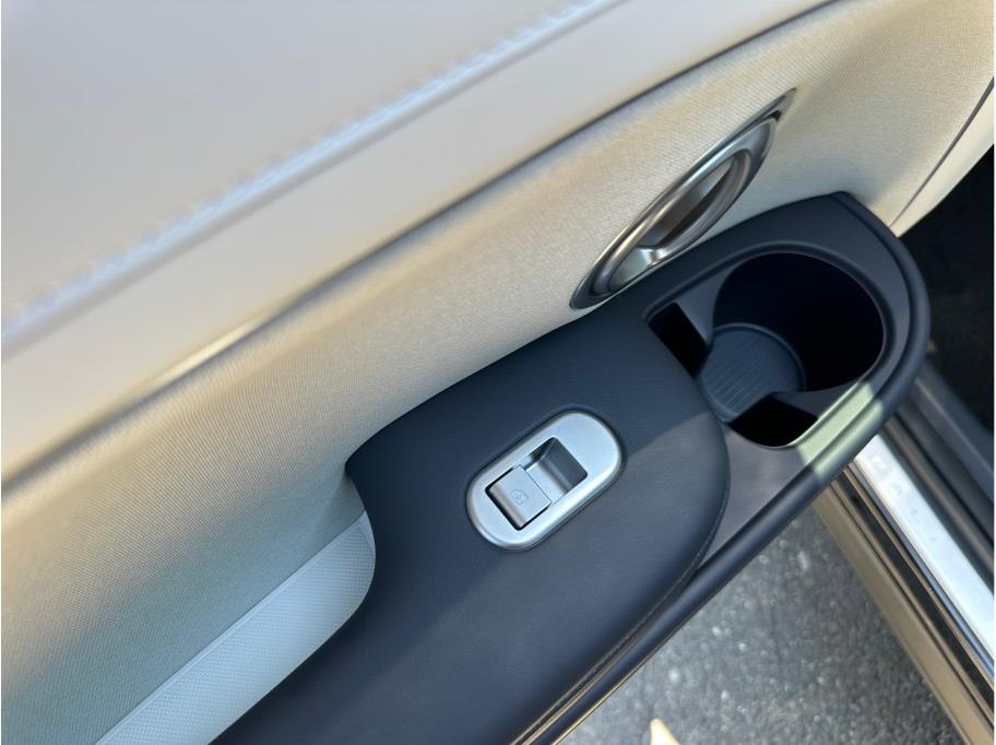 2026 Hyundai Palisade Calligraphy Image 16 of 42