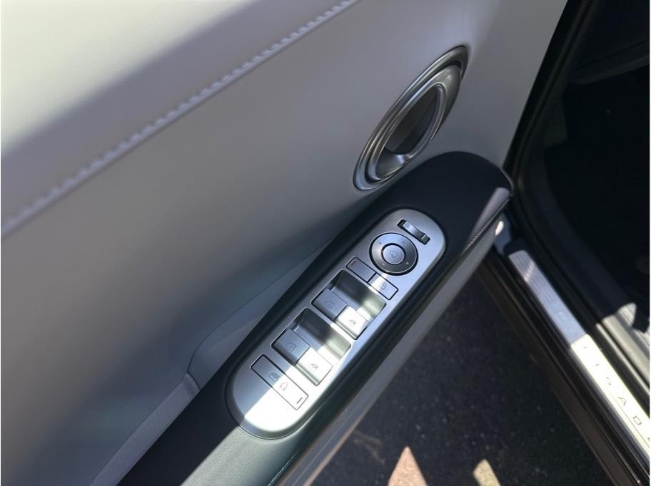 2026 Hyundai Palisade Calligraphy Image 25 of 42