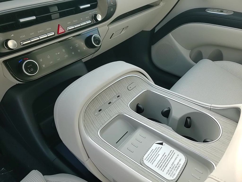 2026 Hyundai Palisade Calligraphy Image 17 of 24