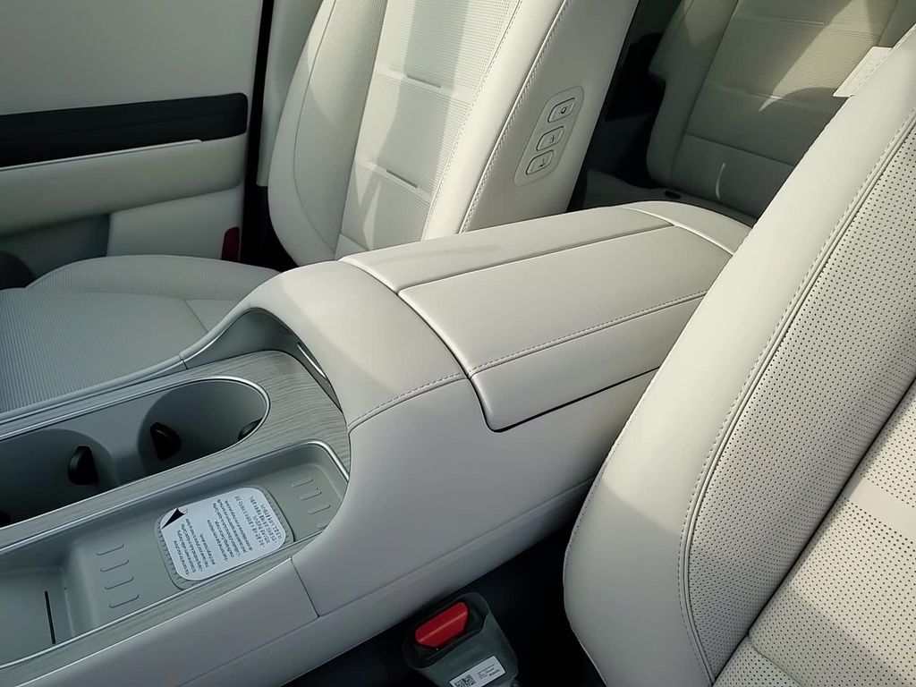 2026 Hyundai Palisade Calligraphy Image 18 of 24