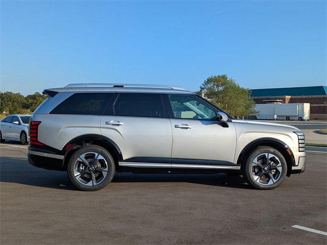 2026 Hyundai Palisade Limited Image 4 of 29