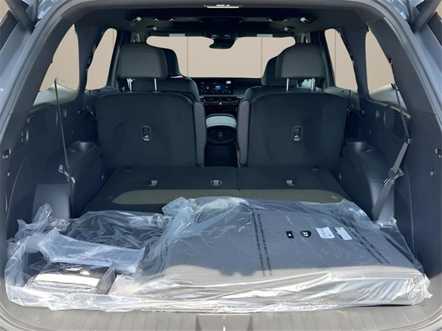 2026 Hyundai Palisade XRT Pro Image 7 of 25