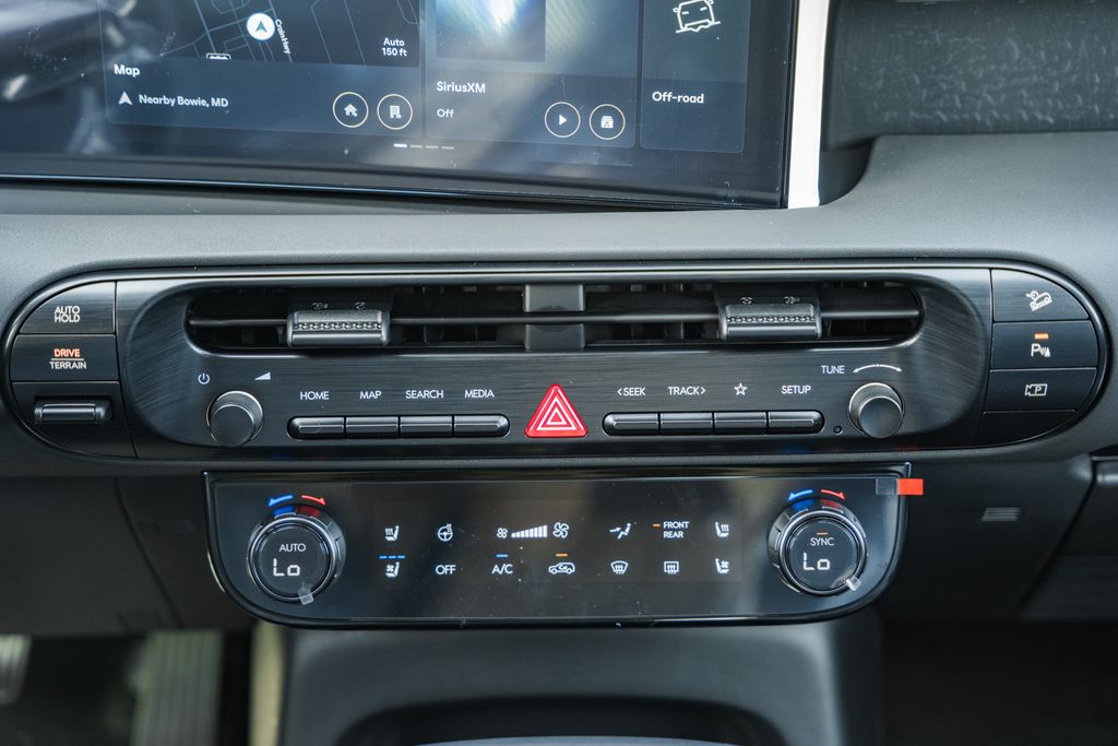 2026 Hyundai Palisade XRT Pro Image 16 of 39