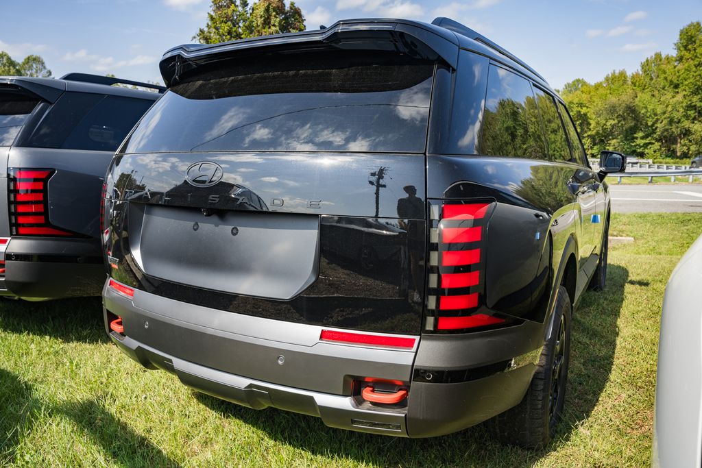 2026 Hyundai Palisade XRT Pro Image 3 of 39