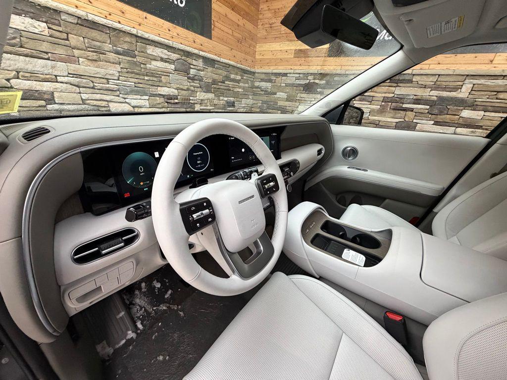 2026 Hyundai Palisade Hybrid SEL 7P Image 15 of 20