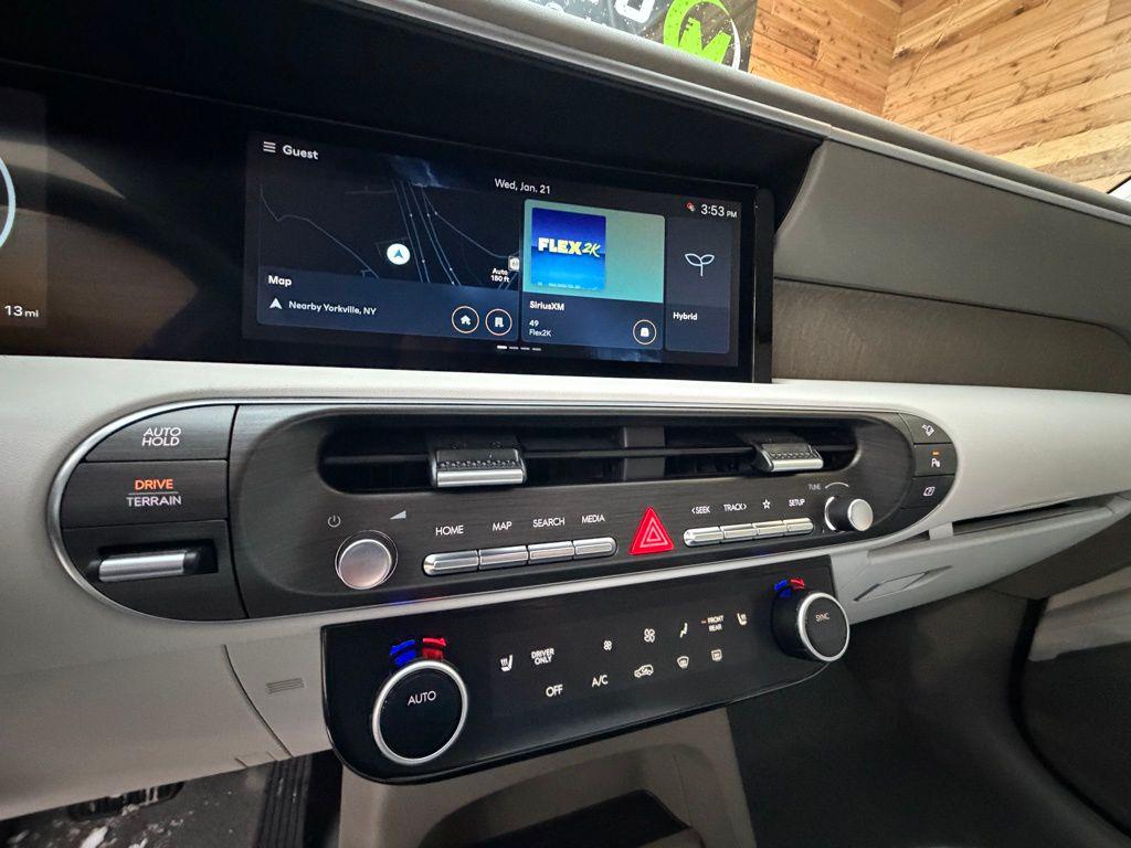 2026 Hyundai Palisade Hybrid SEL 7P Image 17 of 20