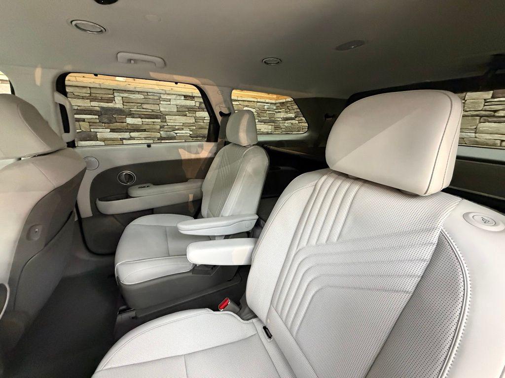 2026 Hyundai Palisade Hybrid SEL 7P Image 13 of 20