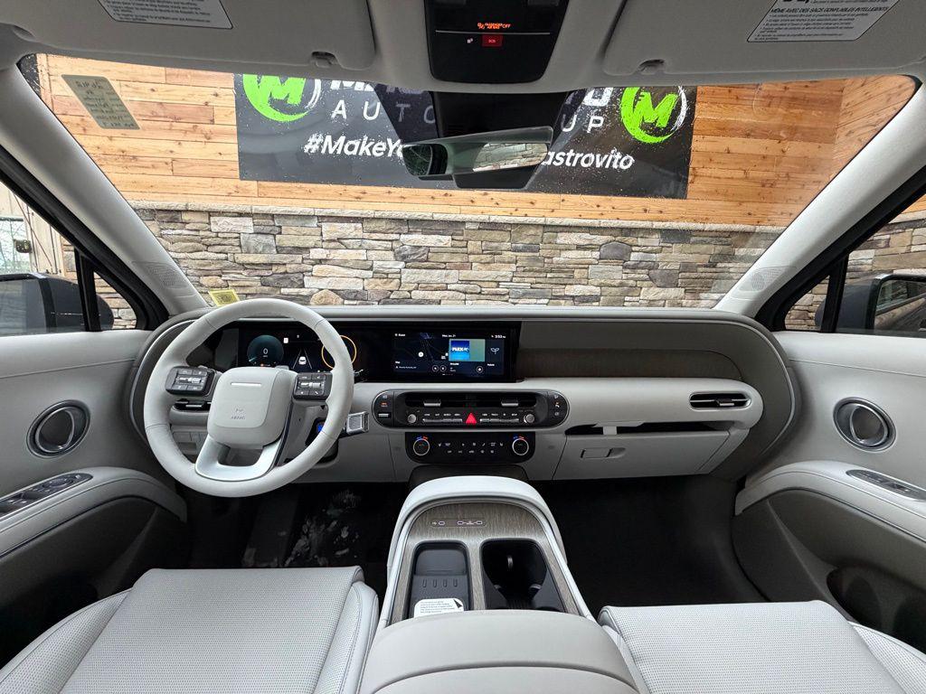 2026 Hyundai Palisade Hybrid SEL 7P Image 14 of 20