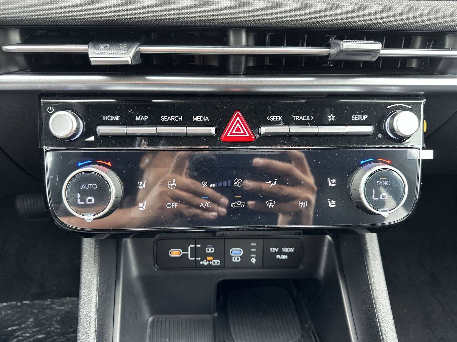 2026 Hyundai Santa Cruz Limited Image 20 of 28