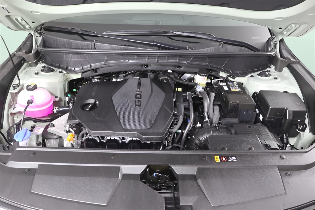 2026 Hyundai Santa Cruz SE Image 8 of 33