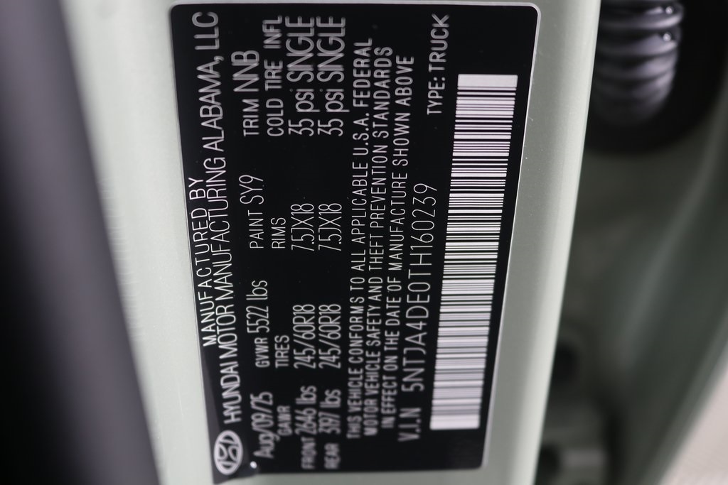 2026 Hyundai Santa Cruz SE Image 29 of 33