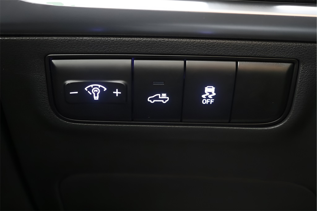 2026 Hyundai Santa Cruz SE Image 25 of 33