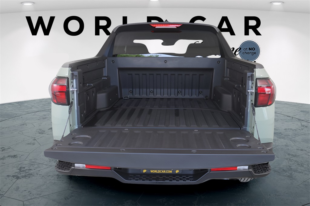 2026 Hyundai Santa Cruz SE Image 10 of 33