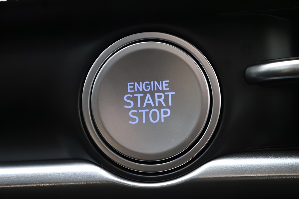 2026 Hyundai Santa Cruz SE Image 17 of 33