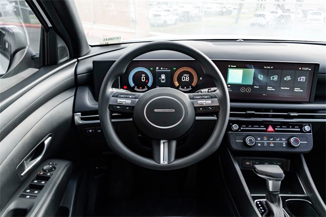 2026 Hyundai Santa Cruz SE Image 14 of 25