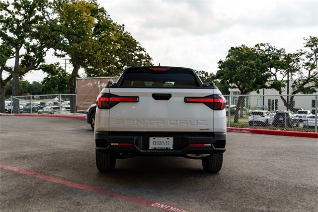 2026 Hyundai Santa Cruz SE Image 6 of 25
