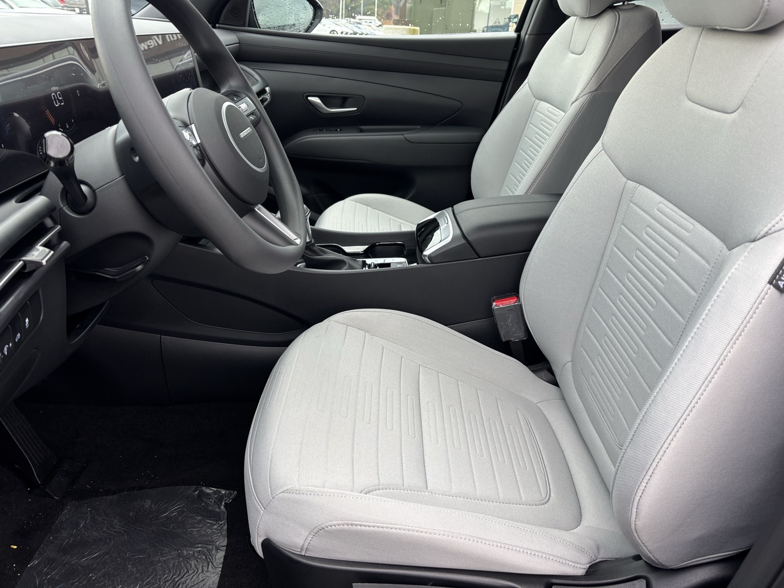 2026 Hyundai Santa Cruz SE Image 11 of 23