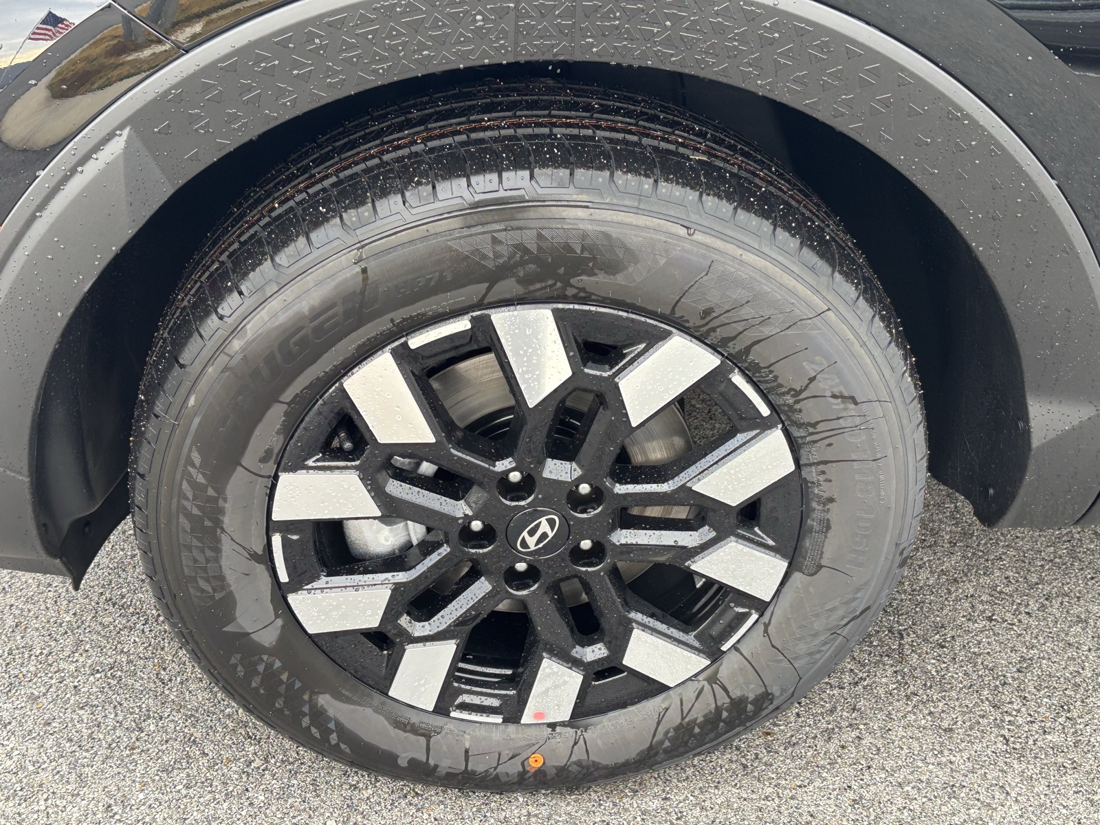 2026 Hyundai Santa Cruz SE Image 8 of 23