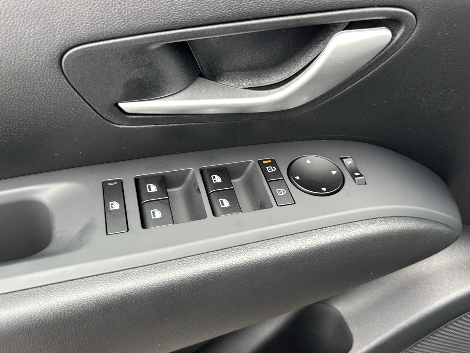 2026 Hyundai Santa Cruz SE Image 19 of 23