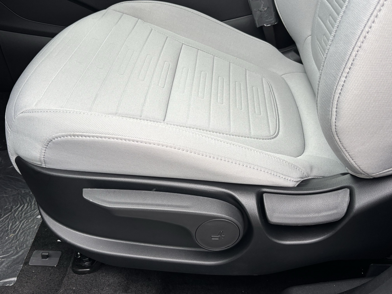 2026 Hyundai Santa Cruz SE Image 23 of 23