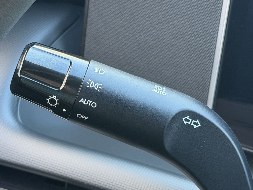 2026 Hyundai Santa Cruz SE Image 19 of 27