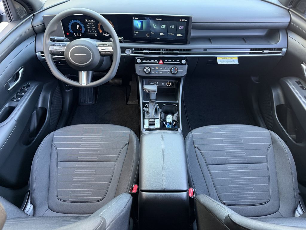 2026 Hyundai Santa Cruz SE Image 12 of 27