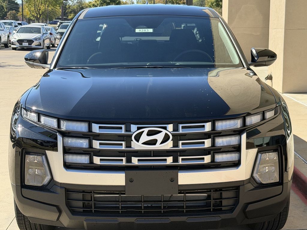 2026 Hyundai Santa Cruz SE Image 2 of 27