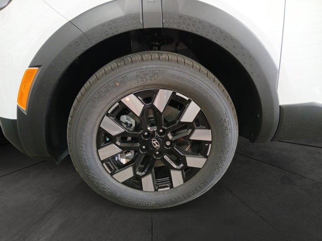 2026 Hyundai Santa Cruz SE Image 9 of 21