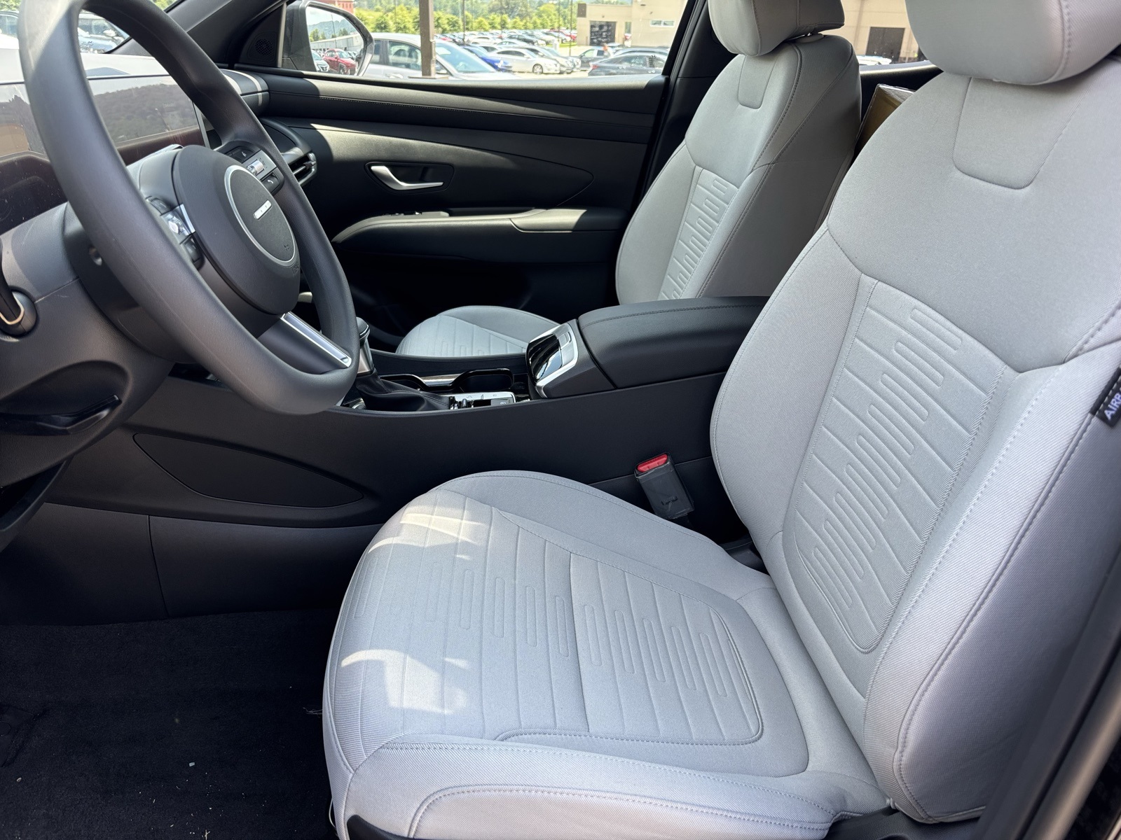 2026 Hyundai Santa Cruz SE Image 10 of 23