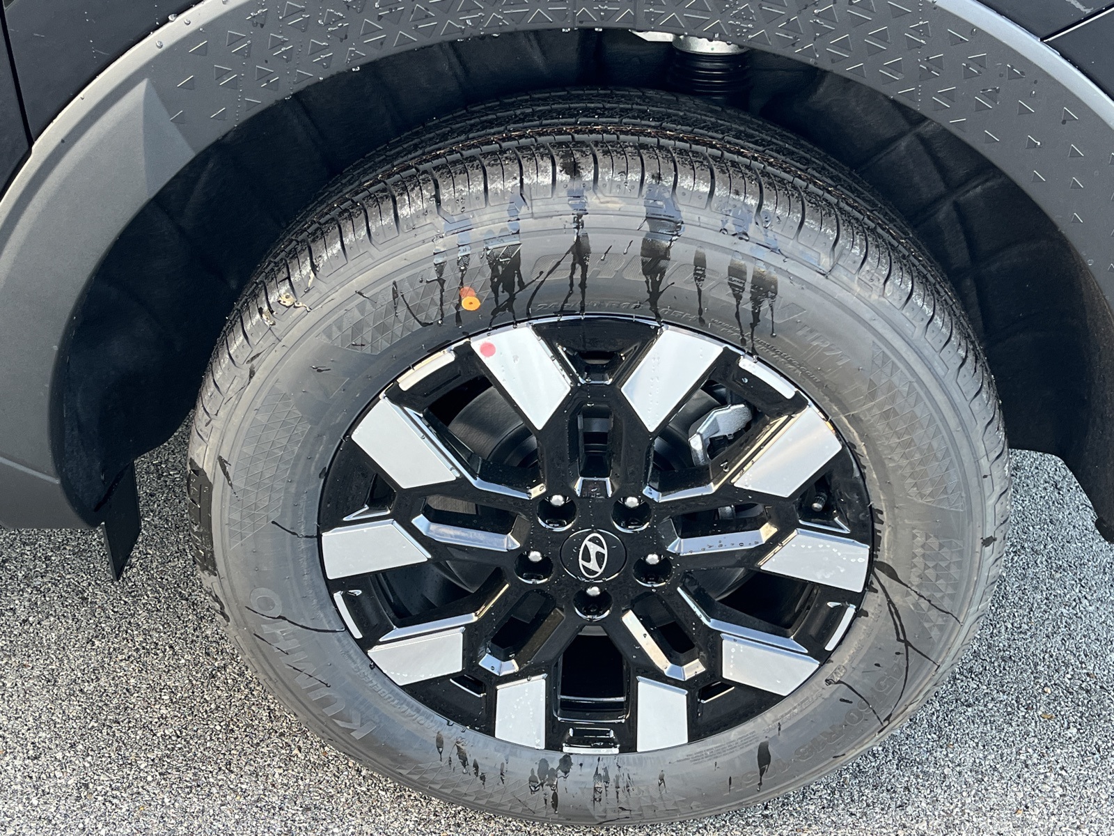 2026 Hyundai Santa Cruz SE Image 6 of 20